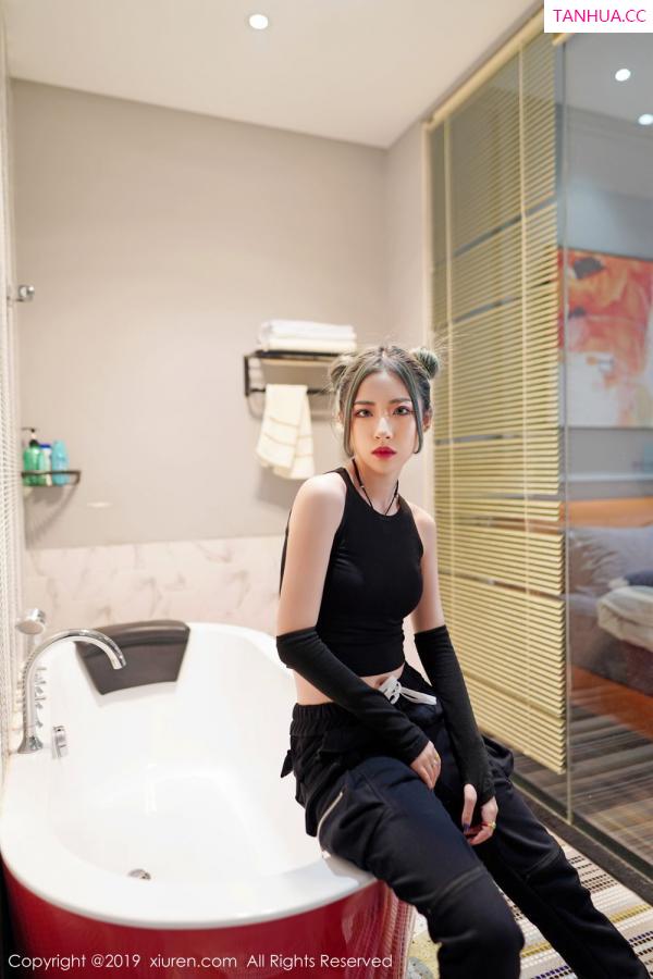 贾诗晗 小樱和 [XIUREN]高清写真图 2019.08.26 贾诗晗第14张图片